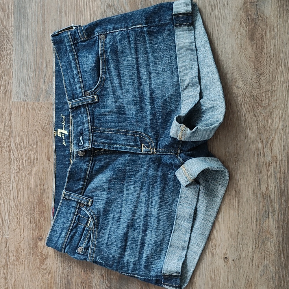 Seven for all Mankind shorts
